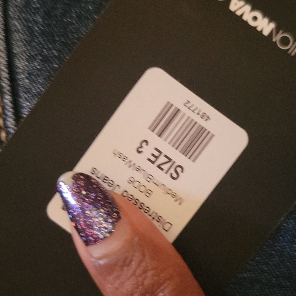 Distressed Jeans Size 3/4 - Picture 4 of 5